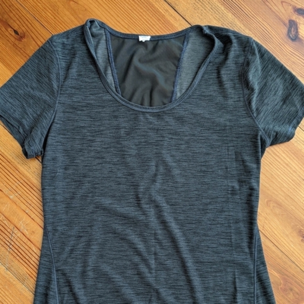 Old Navy Active Short Sleeve Top